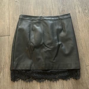 GUESS mini skirt